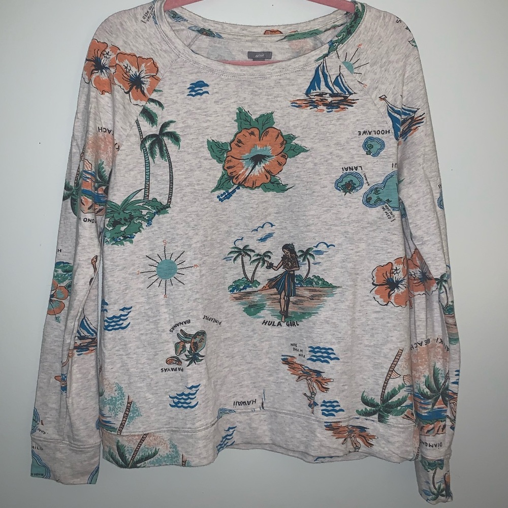 New Arie by American Eagle Oversized Crewneck